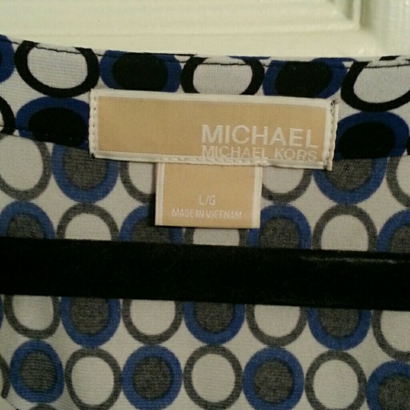 ↪Michael Kors Top - Picture 7 of 7